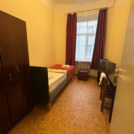 ريغا Hostel Viktorija With Private Rooms المظهر الخارجي الصورة