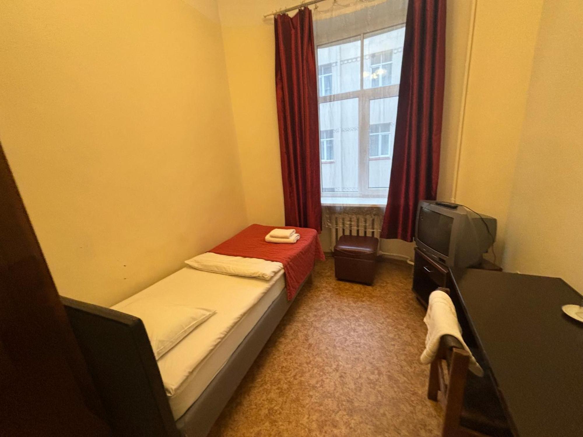 ريغا Hostel Viktorija With Private Rooms المظهر الخارجي الصورة