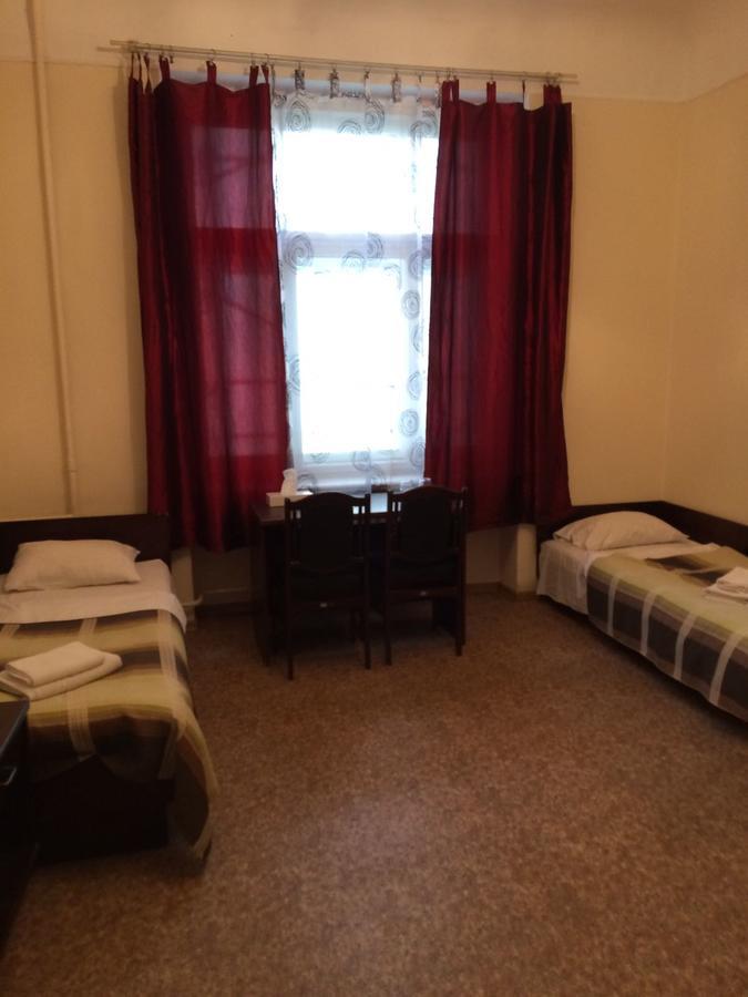 ريغا Hostel Viktorija With Private Rooms المظهر الخارجي الصورة